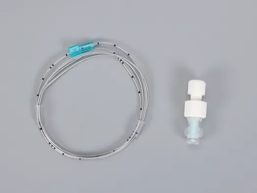 Eldobható fokozott epidurális altatású katéter csatlakozóval
